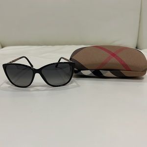Burberry sunglasses